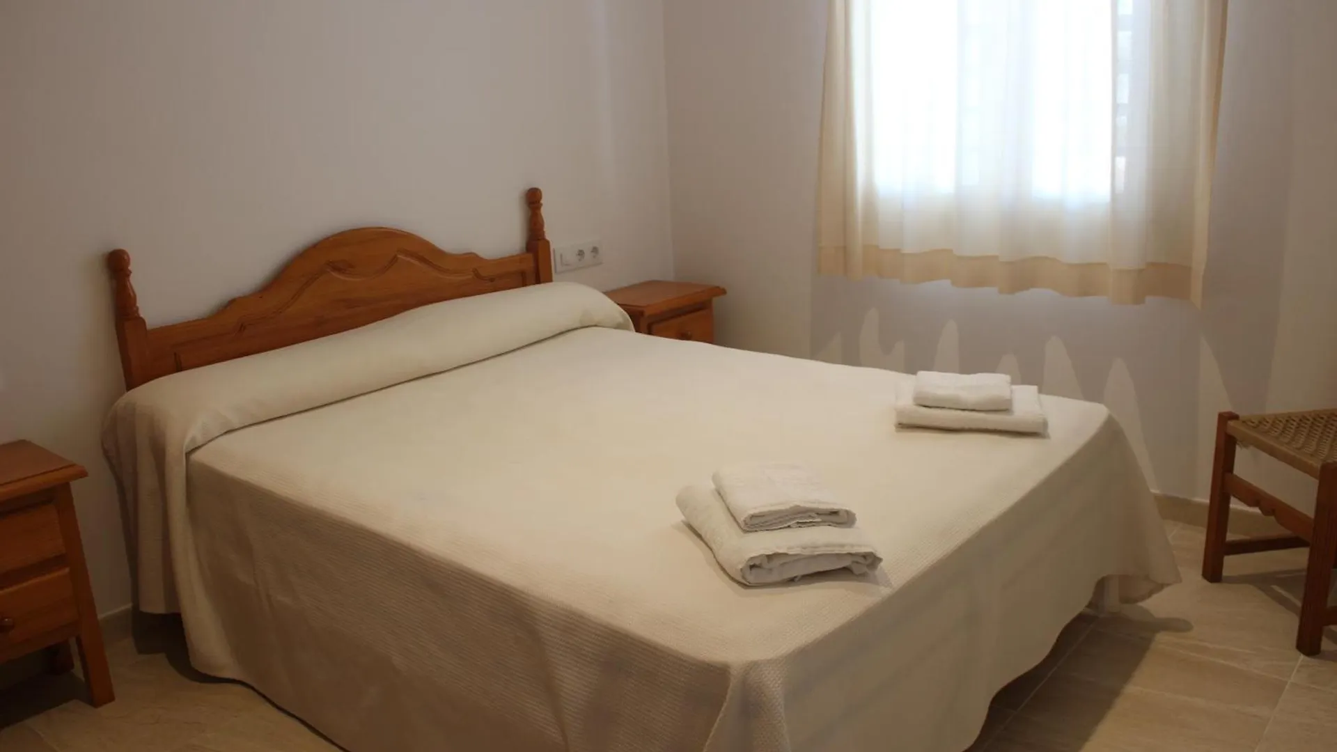 Apartamentos Rayma I-Ii-Iii Cala Blanca  Apartment Cala Blanca (Menorca)