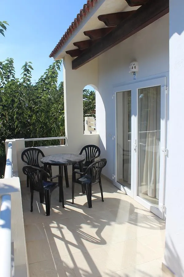 Apartamentos Rayma I-Ii-Iii Cala Blanca  Apartment