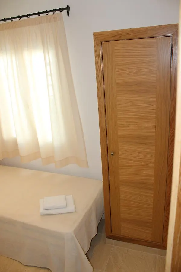 Apartamentos Rayma I-Ii-Iii Cala Blanca